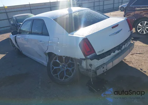 2018 Chrysler 300 Touring z USA, uszkodzony, nr VIN 2C3CCAAG8JH254885